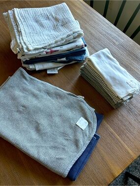 Lot of muslin swaddle blankets, burp cloths and waffle blankets, EUC